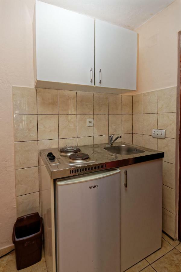 Apartments Ajla Утєха Екстер'єр фото