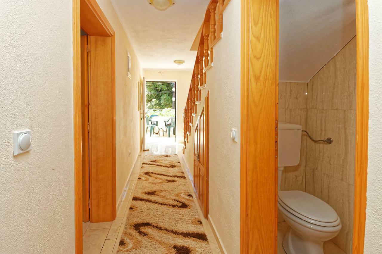 Apartments Ajla Утєха Екстер'єр фото