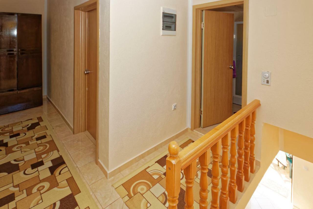 Apartments Ajla Утєха Екстер'єр фото