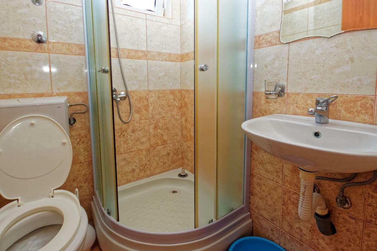 Apartments Ajla Утєха Екстер'єр фото